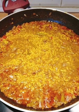 Una foto de Paella de higaditos de pollo