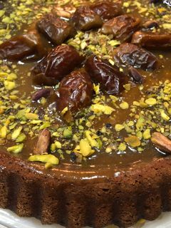 صورة لوصفة كيكة التمر الفاخرة