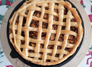 Una foto de Strudel de manzana 🍏🥧