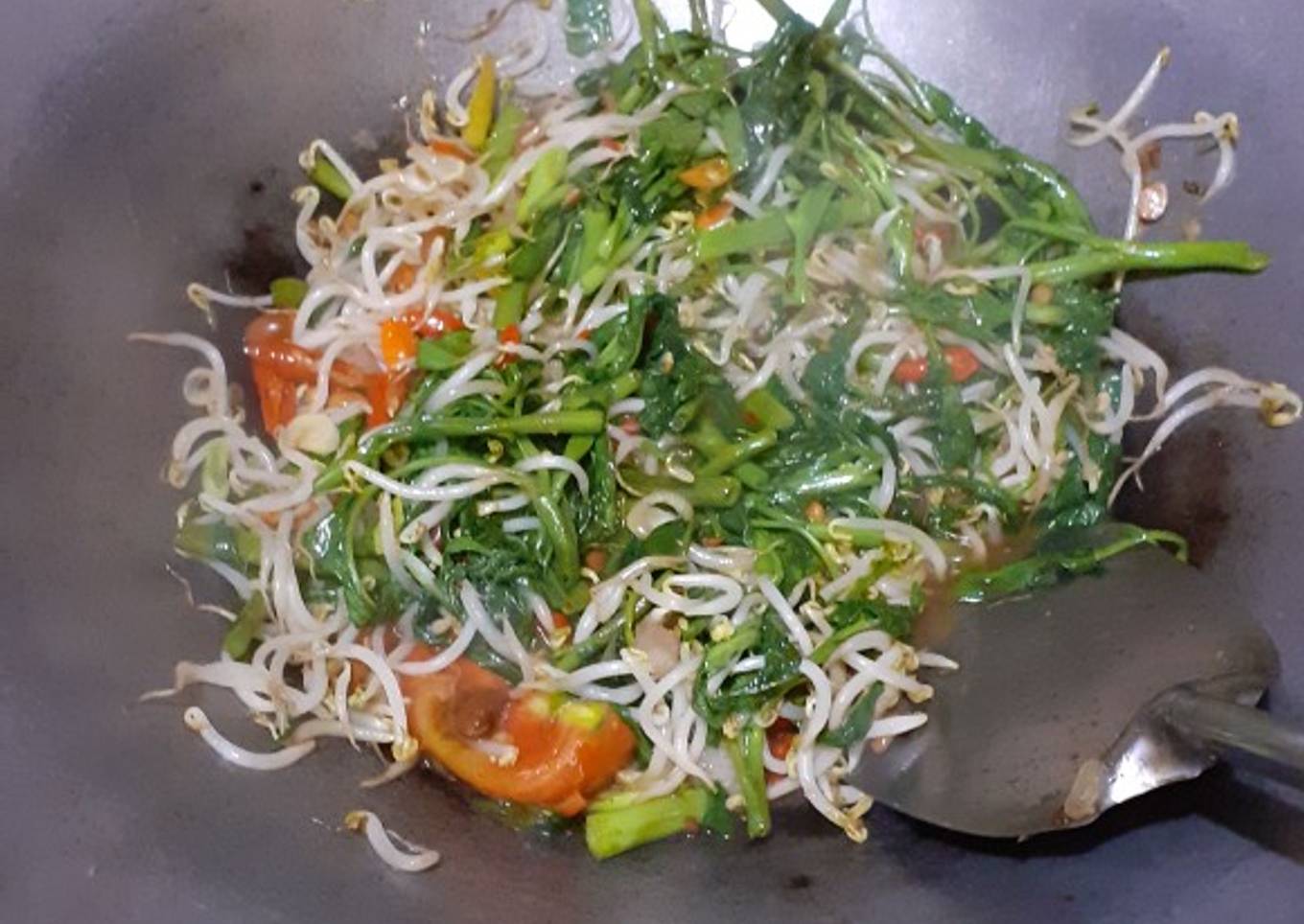 Tumis kangkung tauco
