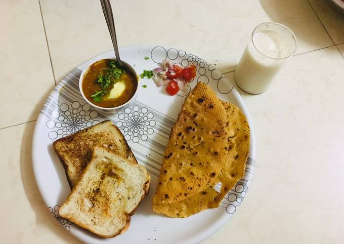 Mumbaiya roadside Flavorful Pav Bhaji