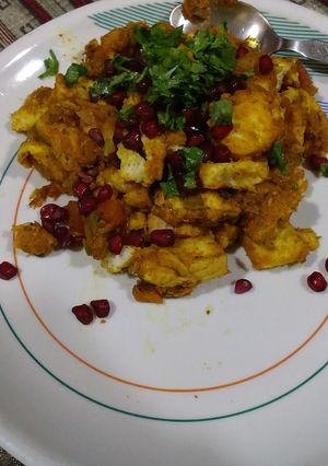 A picture of Bread chaat.