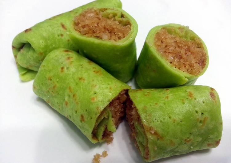 Recipe of Favorite Coconut Crepe Roll / Kuih Ketayap