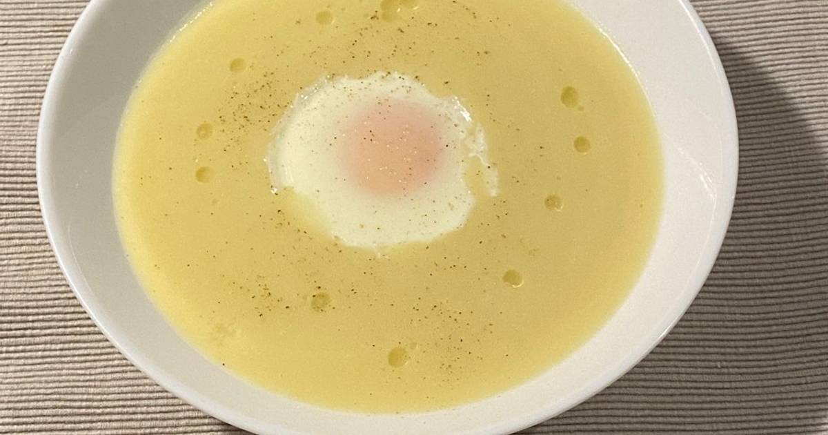 Setas y huevo poché sobre parmentier de patata para Olla