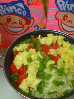 【味王泡麵創意秀】蕃茄蛋炒麵 的食譜成品照片