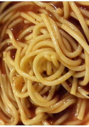 A picture of Tomatoe Sauce Spaghetti.