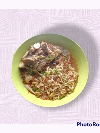 Cara Gampang Menyiapkan Resep Mi seafood kuah seblak yang Uenak Anti Ribet, Bikin Ngiler