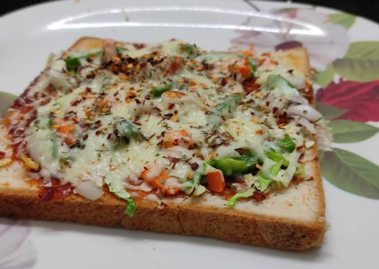 બ્રેડ પિઝા (bread pizza in Gujarati recipe)