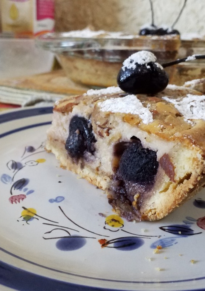 Una foto de Clafouti de cerezas