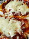 Spicy flatbread pizza