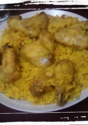 صورة لوصفة طبق الأرز و الدجاج بالفرن