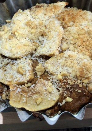Una foto de Tarta de Manzana con crumble de coco 🥥