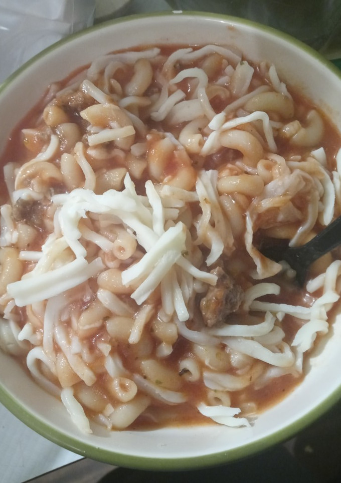 A picture of Tomato Mac Soup.