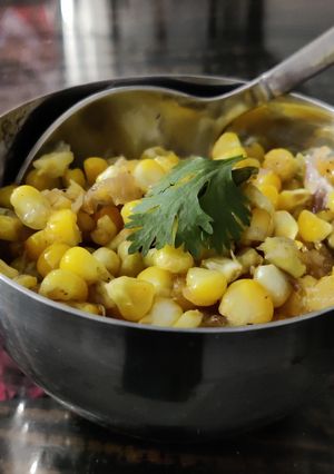 भुट्टे की घुघरी(bhutte ghughri recipe in hindi) रेसिपी मुख्य फोटो