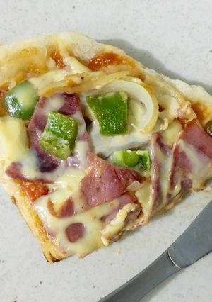 Foto resep Pizza Teflon, dengan saus tomat istimewa..