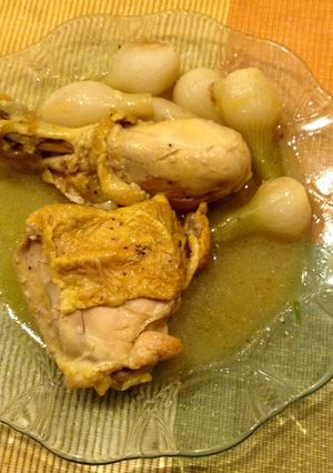 Una foto de Pollo en vinagre con cebollitas #DíaDeLaMadre