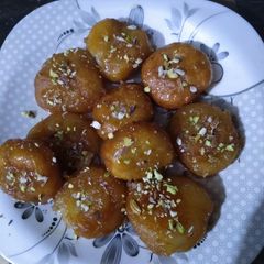 A picture of Baloo Shahi.
