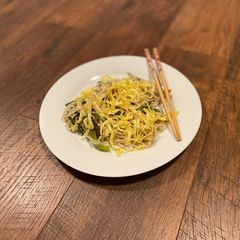 A picture of Saucy Chicken Chowmein Indian Chinese Style.