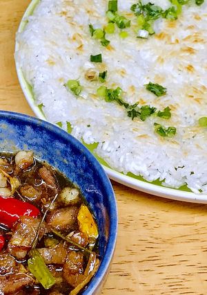 Hình của món Cơm cháy chấm kho quẹt.