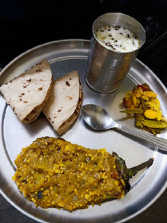 बैंगन का भरता (baingan ka bharta recipe in Hindi) रेसिपी मुख्य फोटो
