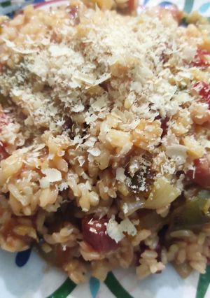 Una foto de Arroz vegano con verduras