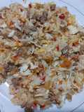 Ensalada tibia de arroz y carne