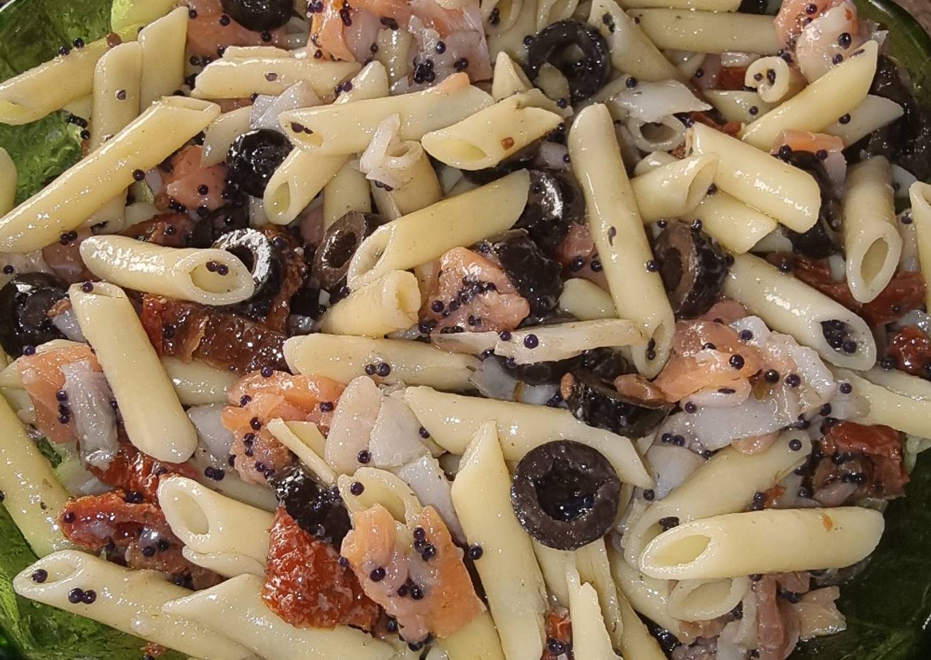 Ensalada de pasta con ahumados