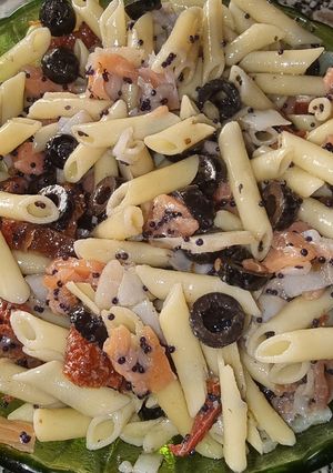 Una foto de Ensalada de pasta con ahumados