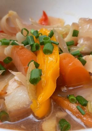 Hình của món Rau củ xào thịt ba rọi.