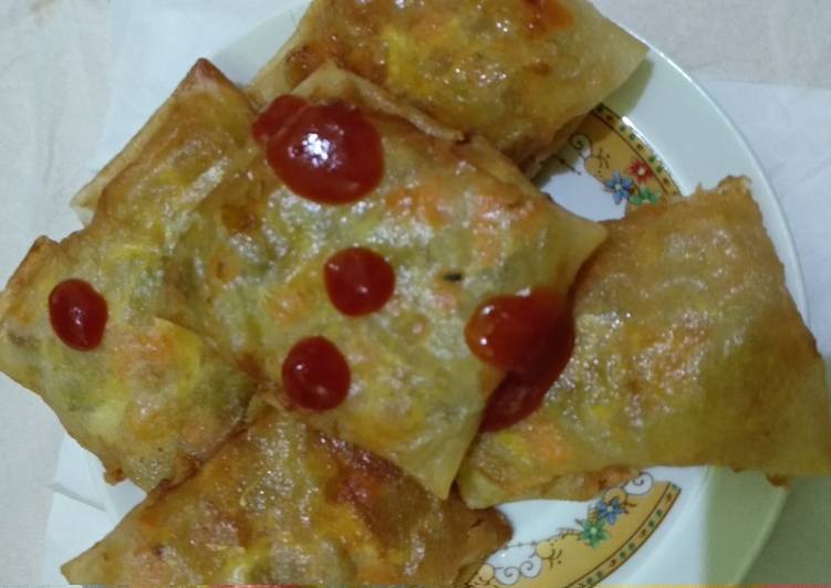 Martabak Telur isi kentang wortel