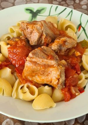 Une photo de Échine de porc à la tomate
