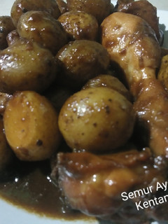 Foto resep Semur Ayam Kentang