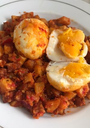 Foto resep Balado Telur, Kentang, dan Tempe