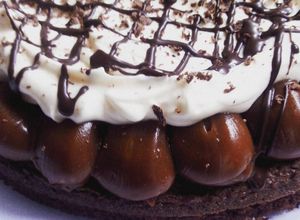 Una foto de Torta Brownie con Crema con molde de 24 cm