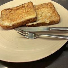 French toast A picture of French toast.