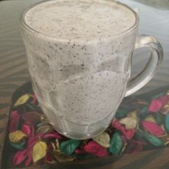 A picture of Banana chia seeds smoothie.