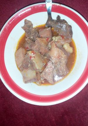 A picture of Meat pepper soup.