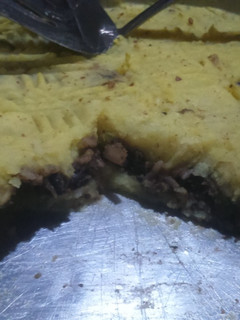 Una foto de Pastel de papas relleno de poroto negro y arroz (vegan-oil free)!