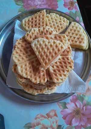 O poză a rețetei FAGURI/GOFRE=CLATITE AMERICANE.
