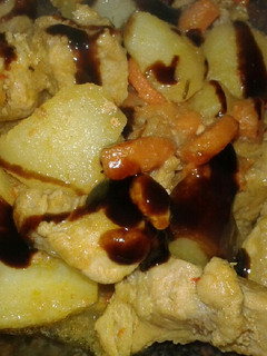 Una foto de Paleta de cerdo a la cacerola con salsa agridulce