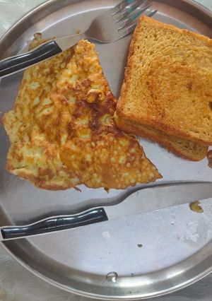 A picture of Masala Omlette.