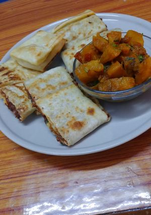 মোঘলাই পরোটা রেসিপির প্রধান ছবি
