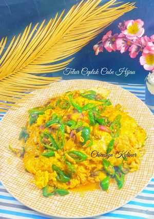 Foto resep Telur Ceplok Cabe Hijau