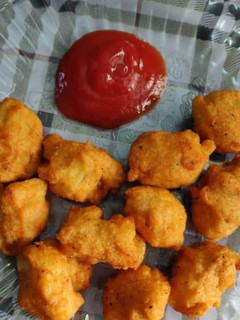 A picture of Moong Dal Vada Pakoda.