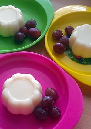 A picture of Vickys Blancmange (Vanilla Pudding), GF DF EF SF NF.