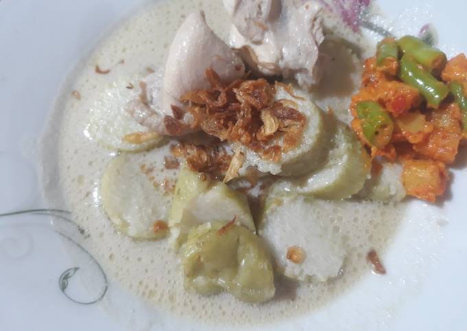 Opor Ayam Kuah Putih