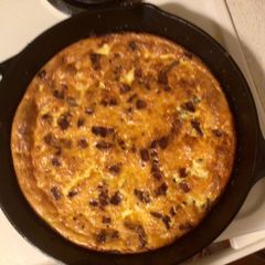 A picture of Keto Bacon Cheeseburger Meatza.