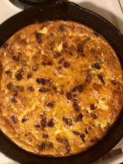 A picture of Keto Bacon Cheeseburger Meatza.