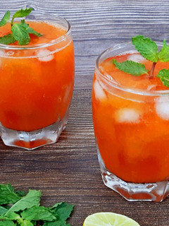 A picture of Papaya and Orange Smoothie.
