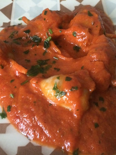 Una foto de Chipirones rellenos en salsa